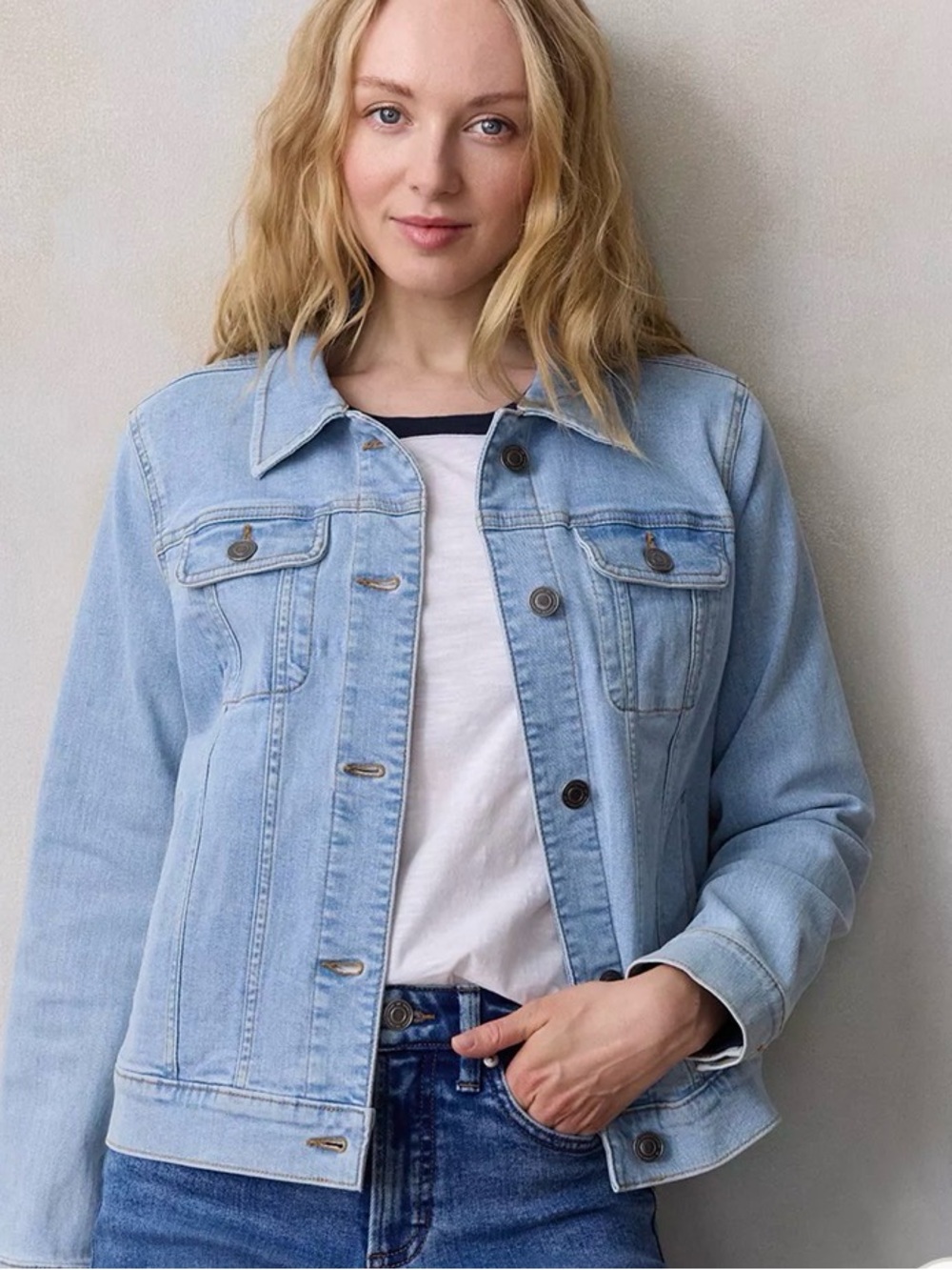 LC Lauren Conrad core denim jean jacket casual size large NWT